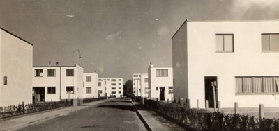Einfamilienhäuser in der von Walter Gropius geplanten Dammerstocksiedlung. <br />StadtAK 8/PBS oXIIIa 278