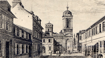 Der Brunnenturm wurde 1762 errichtet, sein Betrieb 1830 eingestellt und 1833 erfolgte der Abriss. Er nahm den ursprünglich für die katholische Kirche vorgesehenen Platz ein.<br />StadtAK 8/PBS oXIVa 1288